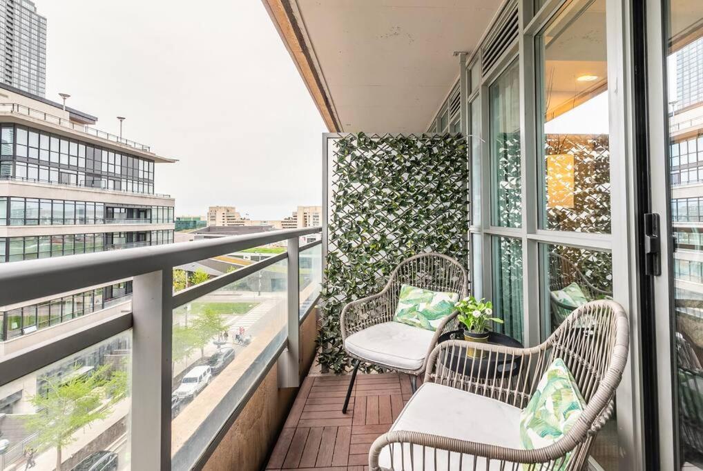 Luxury Suite Downtown Toronto Near Cn Tower Εξωτερικό φωτογραφία