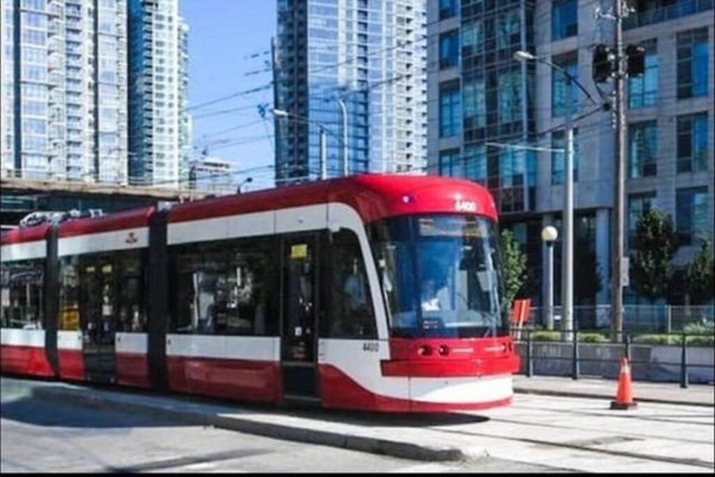 Luxury Suite Downtown Toronto Near Cn Tower Εξωτερικό φωτογραφία